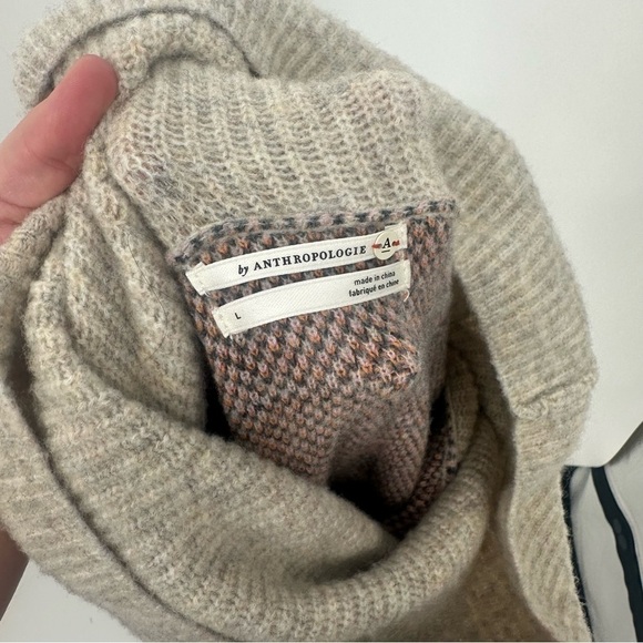 Anthropologie Emmy Cowl Neck Tunic Sweater Cozy Winter Size Large animal print - Picture 4 of 6